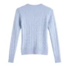 Sweater de hilo azul claro para mujer