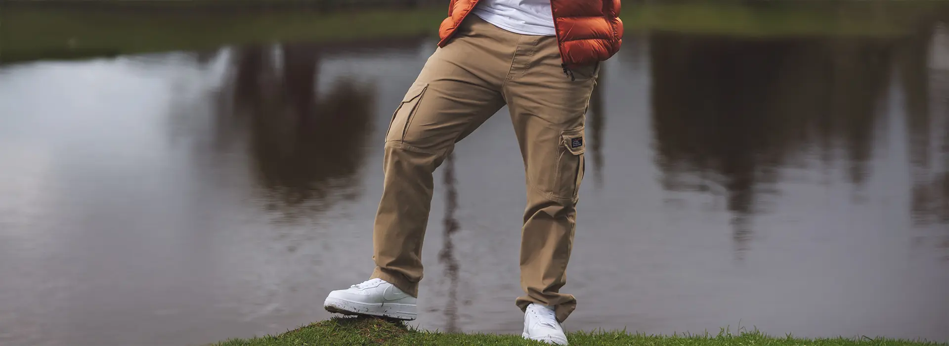 Pantalón hombre bota recta negro